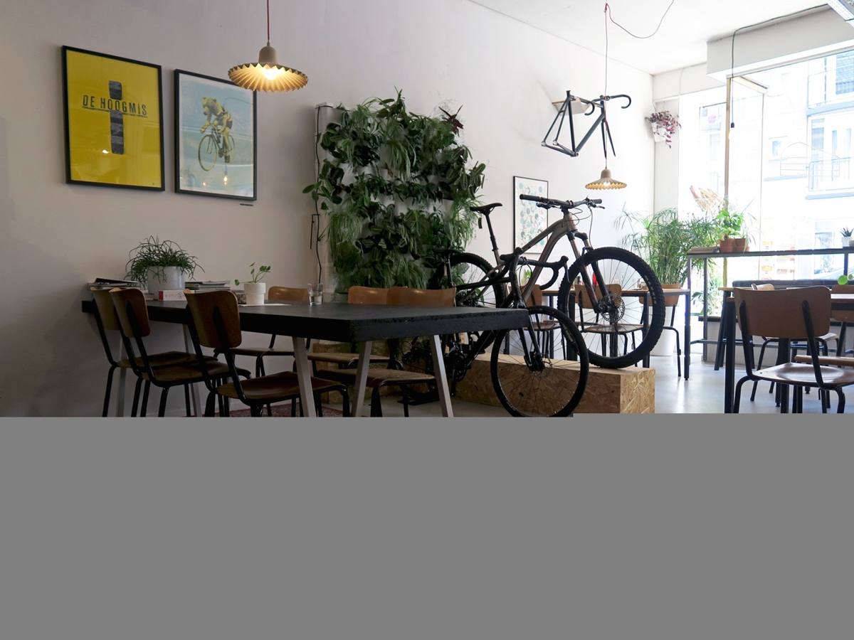 Kamu Specialty Coffee and Bicycles Breda
